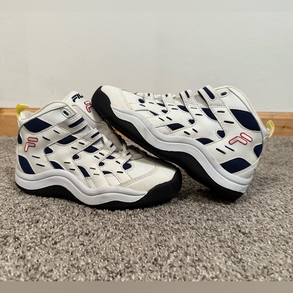 Fila Sneakers - Size 4